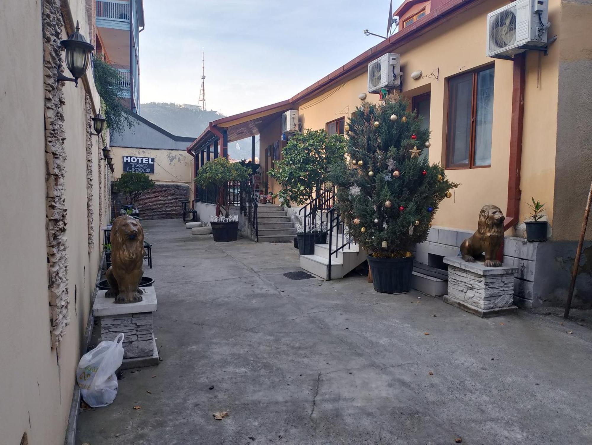 Two Lions Hotel Tbilisi