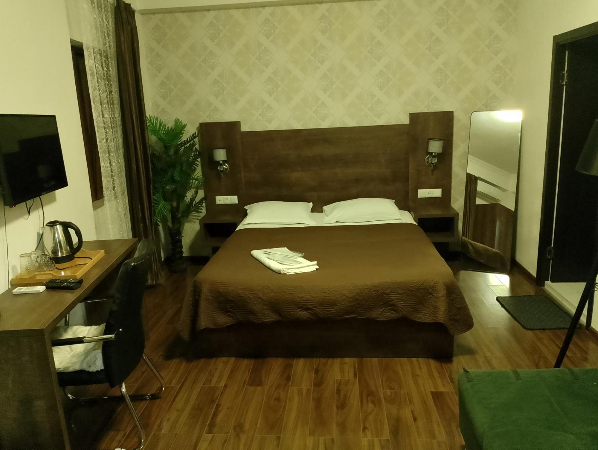 酒店 Two Lions 第比利斯
